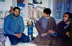 عکس/احسان رجبی در کنار شهیدان محسن تقی زاده و احمد امین رعنا