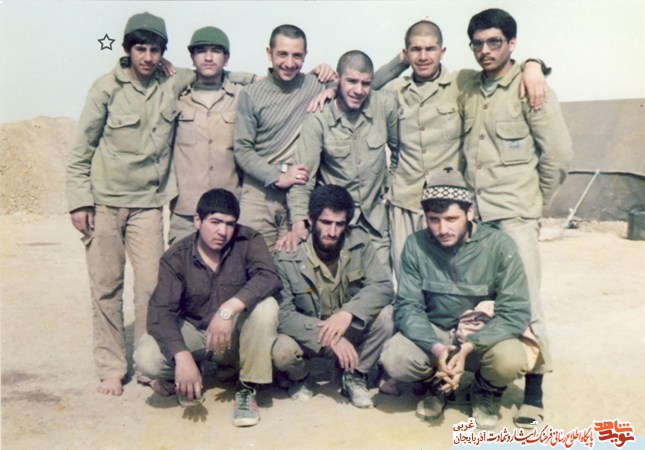عشق به خدا او را مجنون کرده بود؛ بسیجی شهيد «نادر احمدوند اقدم» عشق به خدا او را مجنون کرده بود؛ بسیجی شهيد «نادر احمدوند اقدم»