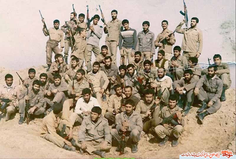 خاطراتی کوتاه از شهید علی هاشمی (منتشرنشود) خاطراتی کوتاه از شهید علی هاشمی (منتشرنشود)