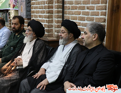 گزارش تصویری از مراسم گرامیدشات شهیدان رجایی و باهنر در تبریز گزارش تصویری از مراسم گرامیدشات شهیدان رجایی و باهنر در تبریز