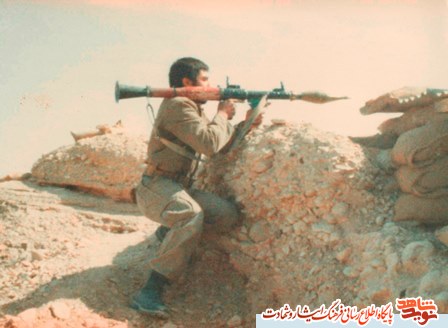 مومن در جستجوی پرواز به سوی خداست مومن در جستجوی پرواز به سوی خداست