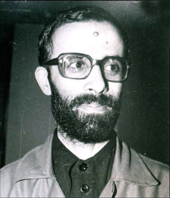 زنانی که جسد شوهران شهیدشان را از روی دندانهایشان تشخیص دادند زنانی که جسد شوهران شهیدشان را از روی دندانهایشان تشخیص دادند