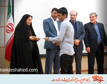 شهیدان معامله گرانی بودند که سرمایه خود را فدای بقای دین خداوند کردند.