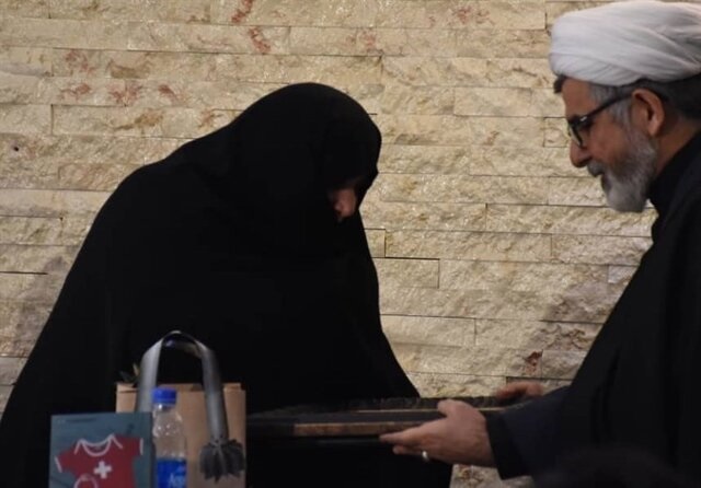 مراسم تجلیل از همسر شهید طهرانی مقدم برگزار شد مراسم تجلیل از همسر شهید طهرانی مقدم برگزار شد