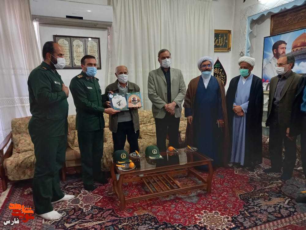 دیدار با خانواده شهدا، ادای دین به مقام والای شهید است