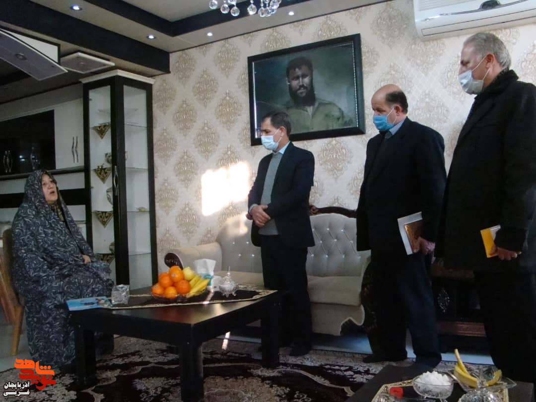 عزت کنونی جامعه اسلامی را مدیون خون شهدا هستیم عزت کنونی جامعه اسلامی را مدیون خون شهدا هستیم