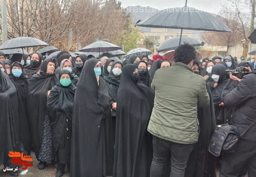 پیکر مطهر شهید مدافع امنیت «رحمان پور دهقان» در خرم‌آباد تشییع شد