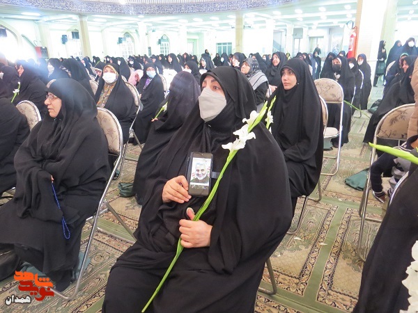 گزارش تصویری| تجلیل از مادران شهدا (۱)