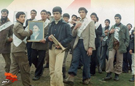 برگزاری یادواره شهدای قیام هجدهم دی‌ماه 1357 در روستای نیارق