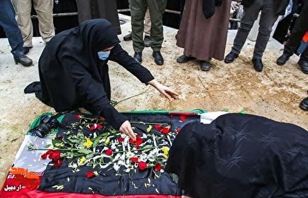 دردِ دل مادر شهید گمنام اردبیلی با «شهید گمنام»