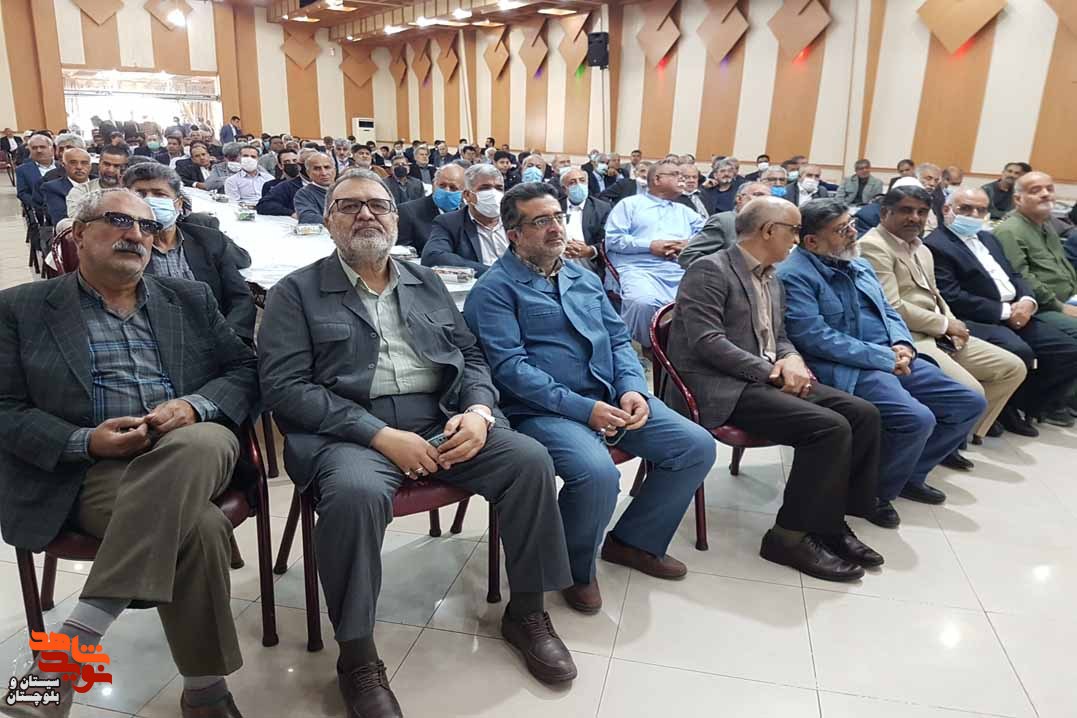 جانبازان نماد ایثار و فداکاری هستند