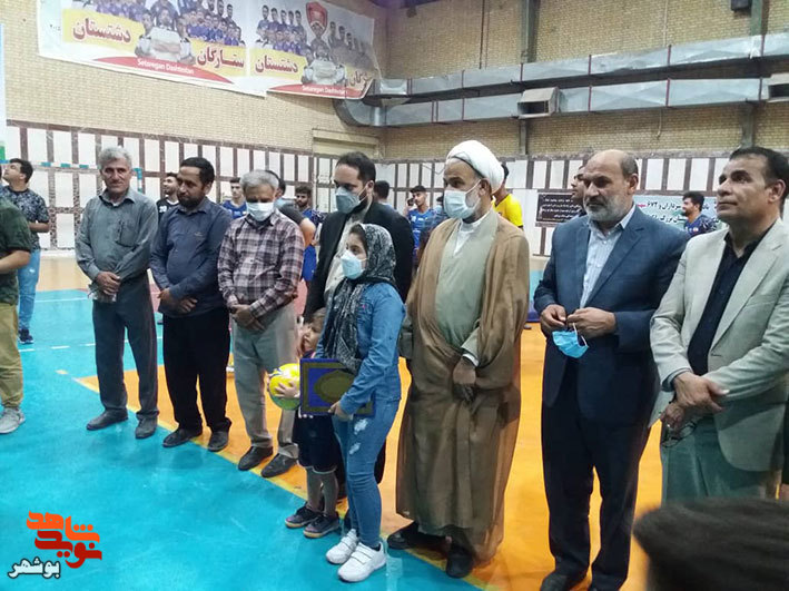 گزارش تصویری|مراسم اختتامیه مسابقه فوتسال شهدای شهرستان دشستتان