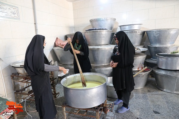گزارش تصویری| خدمات رسانی به زائران حسینی در همدان ۱