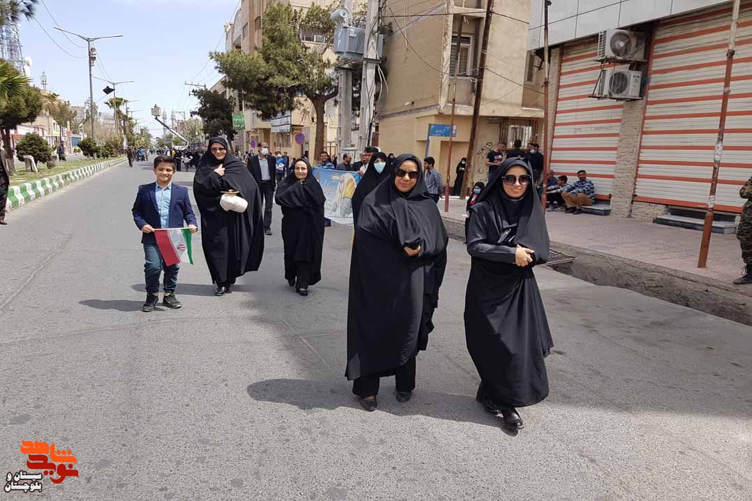 راهپیمایی روز قدس با حضور پرشور خانواده های معظم شاهد و ایثارگران در زاهدان برگزار شد
