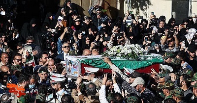 مراسم وداع با پیکر شهید آشوری «جانی بِت اوشانا» با حضور اقشار مختلف مردم در معراج‌ شهدای تهران