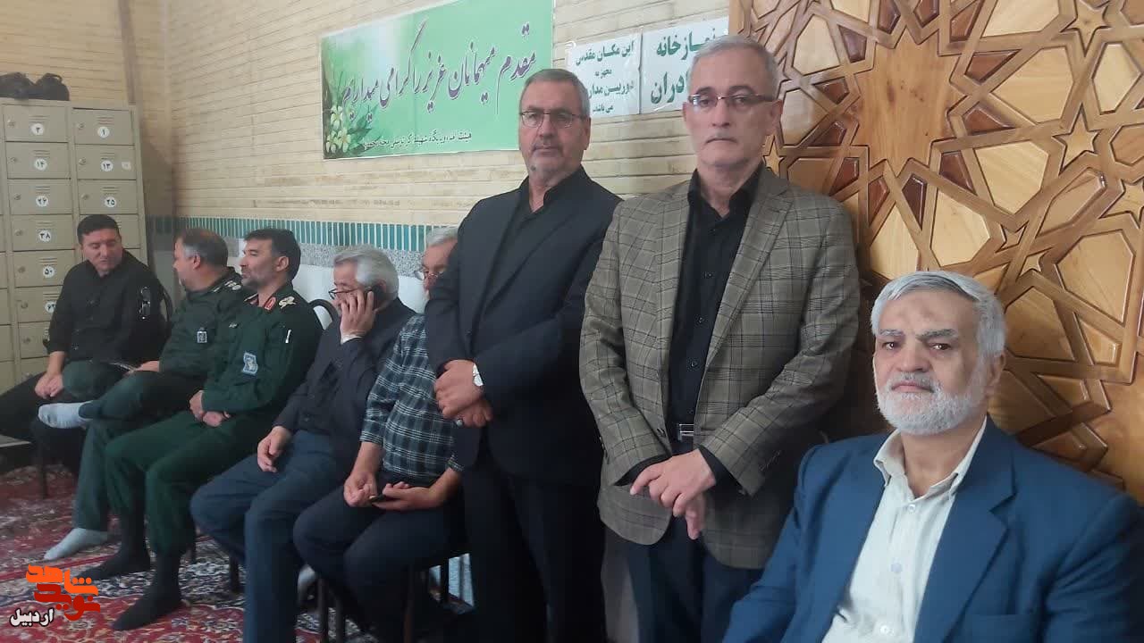 مراسم گرامیداشت شهدای 15 خرداد و فصل بهار در اردبیل+ عکس
