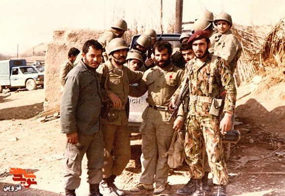آلبوم عکس شهید «عبدالحسین مشاطان»