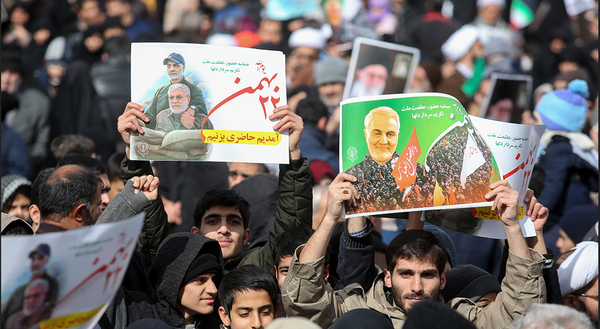 جشن سالروز پیروزی انقلاب اسلامی آغاز شد جشن سالروز پیروزی انقلاب اسلامی آغاز شد
