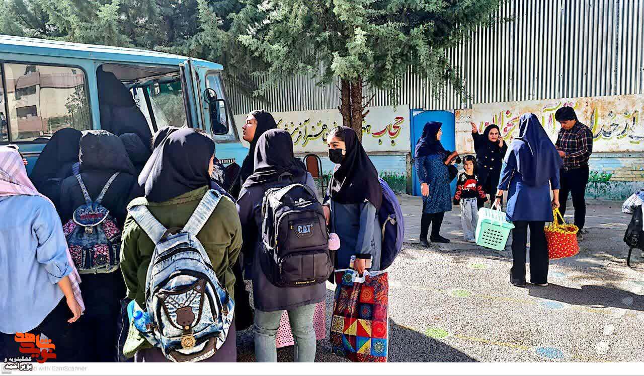 برگزاری همایش پیاده روی  و برنامه های اردویی در شهرستان های بویراحمد و بهمئی بمناسبت کنگره ملی 2000شهید استان