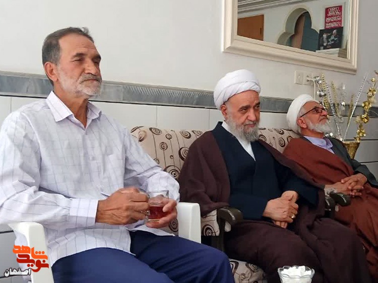 امام جمعه آران و بیدگل با جانباز عملیات بیت المقدس دیدار کرد