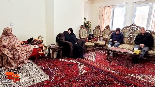 دیدار سلمانی با مادر شهید نادر آبزن