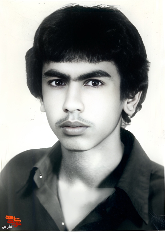 شهید اسماعیل زاده و گلزار شهدای شیراز