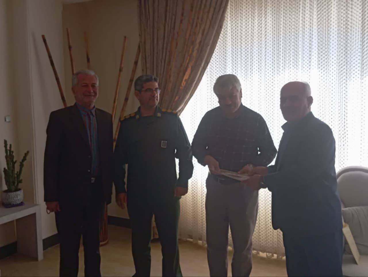 دیدار با خانواده معظم شاهد و ایثارگر در شهرستان بوکان