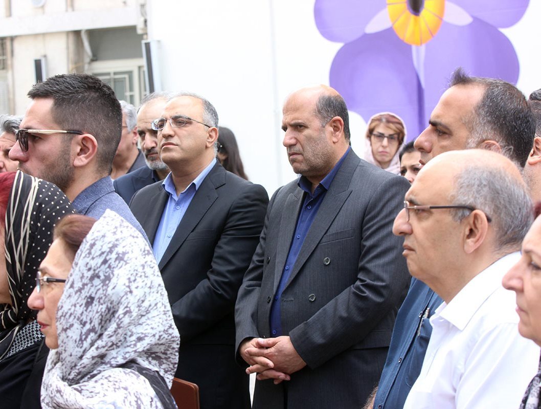 مراسم وداع با مادرشهید ارمنی«گاگیک طومانیان»در کلیسای سرکیس مقدس برگزارشد