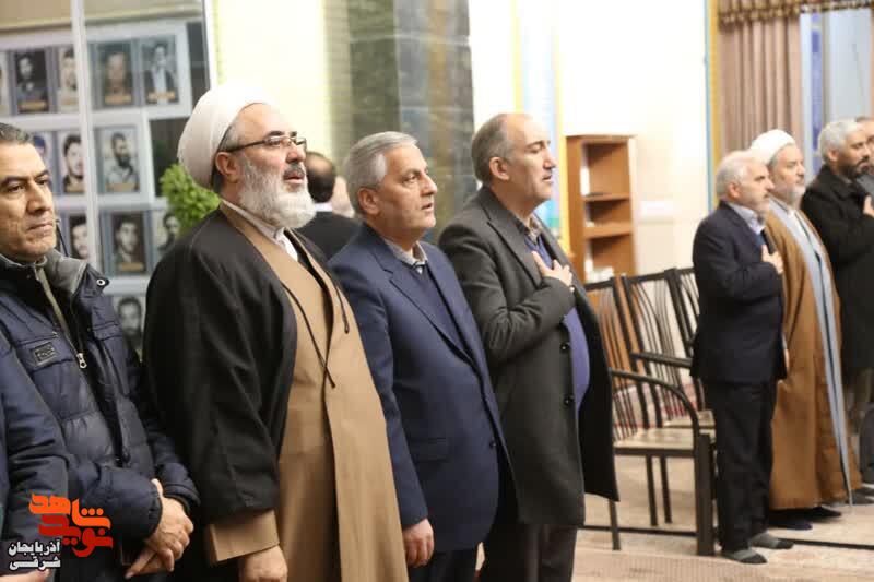 آیین «مهمانی لالهها» همزمان با سراسر کشور در گلزار شهدای وادی رحمت تبریز برگزار شد آیین «مهمانی لالهها» همزمان با سراسر کشور در گلزار شهدای وادی رحمت تبریز برگزار شد