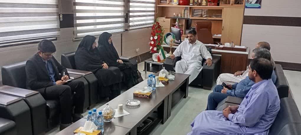 ادای احترام به مقام شامخ شهدا و رونمایی از تابلوی خیابان«شهید جمهور» در نخستین سالگرد شهادت آیت‌الله رئیسی در خاش