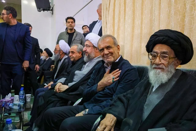 بزرگداشت شهدای خدمت در تبریز با حضور رئیس جمهور ایران