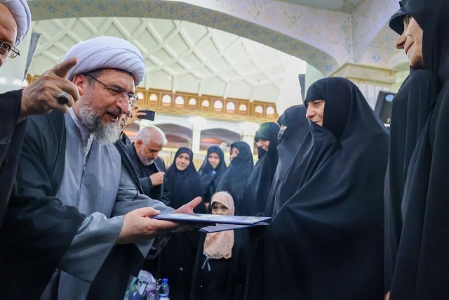 بزرگداشت شهدای خدمت در تبریز با حضور رئیس جمهور ایران