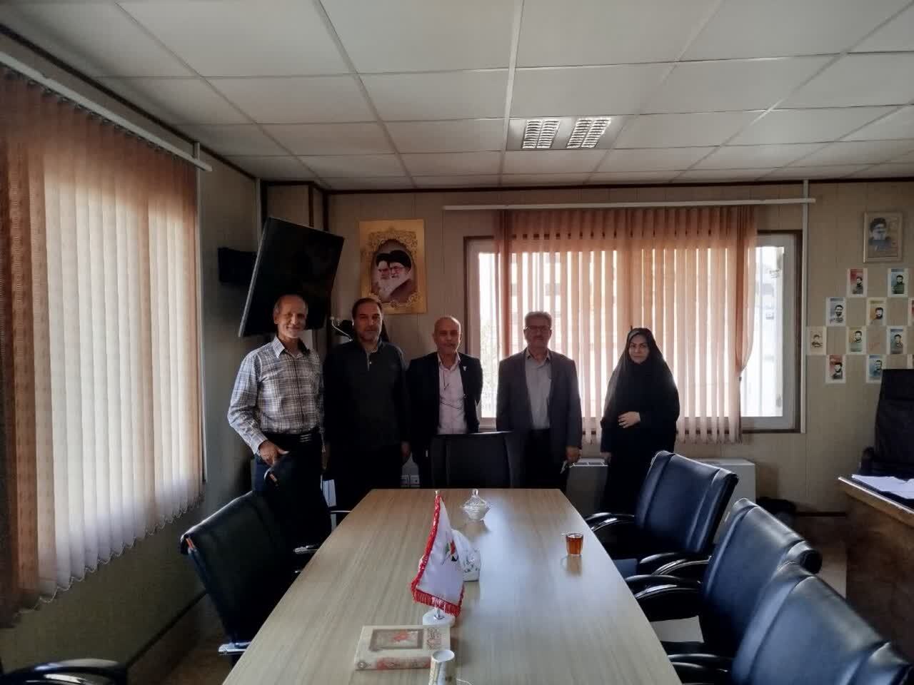 خادمان شهدای غریب البرز در نشست ستادی برای تقویت برنامههای کنگره ملی گردهم آمدند خادمان شهدای غریب البرز در نشست ستادی برای تقویت برنامههای کنگره ملی گردهم آمدند
