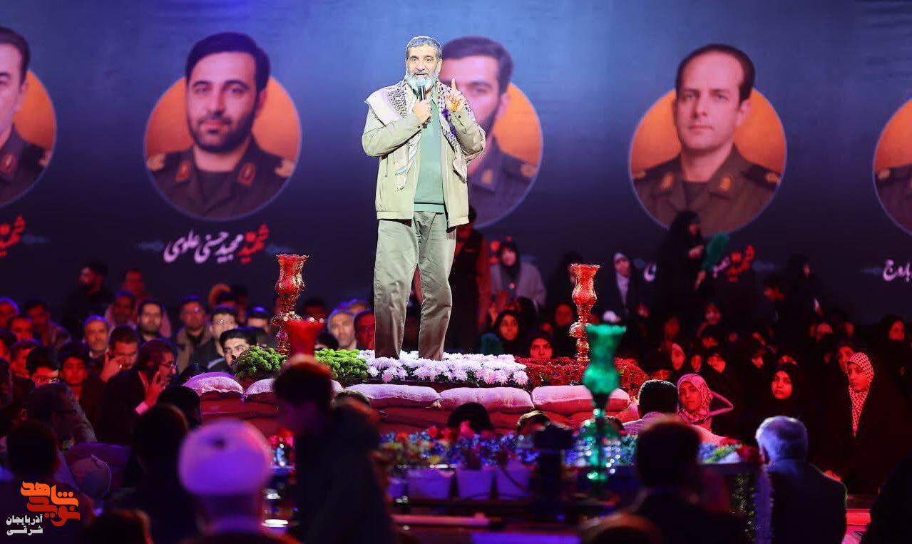 ویژهبرنامه «شبهای پرستاره» در گلزار شهدای تبریز برگزار شد ویژهبرنامه «شبهای پرستاره» در گلزار شهدای تبریز برگزار شد