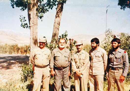 لباس‌هایی آغشته به خون