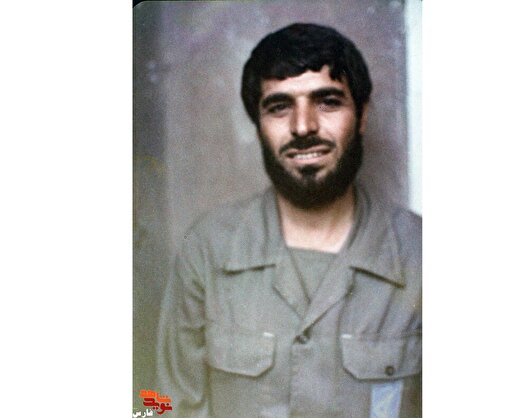 یک کیلومتر سینه خیز، دو زخمی را عقب آورد