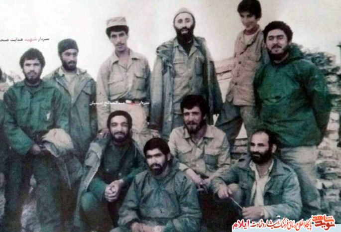 تصاویری از رزمندگان و فرماندهان استان در مناطق مختلف عملیاتی در ایام جنگ