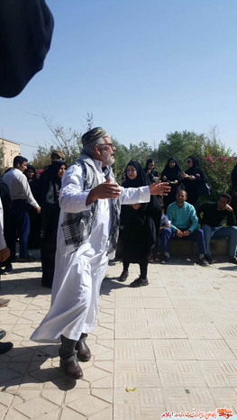 نخستین سوگواره تئاتر خیابانی ایثار در شهرستان دهلران