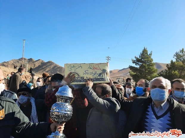 تشییع دو شهید گمنام دفاع مقدس در شهرستان مهدیشهر