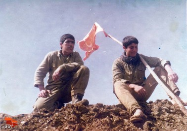 سمت چپ: سید محمد سجادی1362