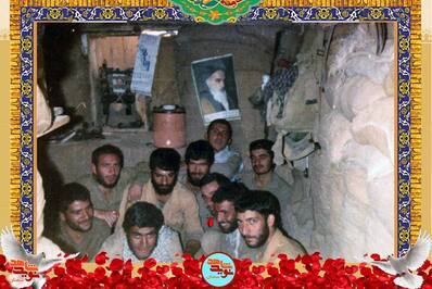 نفر سوم از راست شهید ابوالقاسم اصلاحی