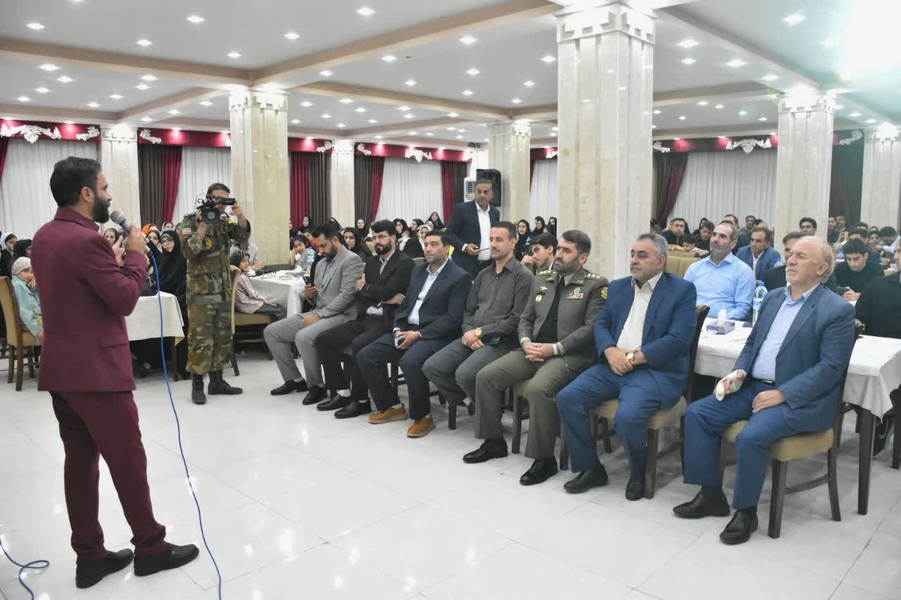 مراسم تکریم از خانواده‌های کارکنان تیپ ۲۸۴ شهید رستمی نزاجا برگزار شد
