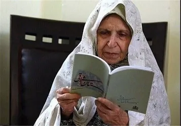 سیمین دخت وحیدی، بانویی که شعر انقلابی را زندگی کرد