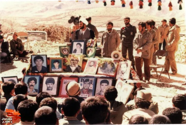 شهید علی برز نریمانی با لباس فرم، اعزام مبلغ به مناطق شیراز 